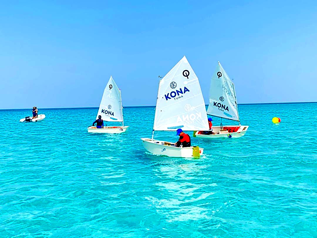 Kids sailing school