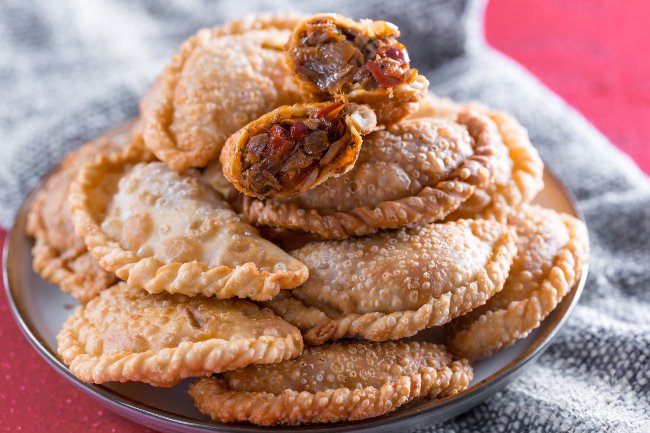 Empanada gallega de atún