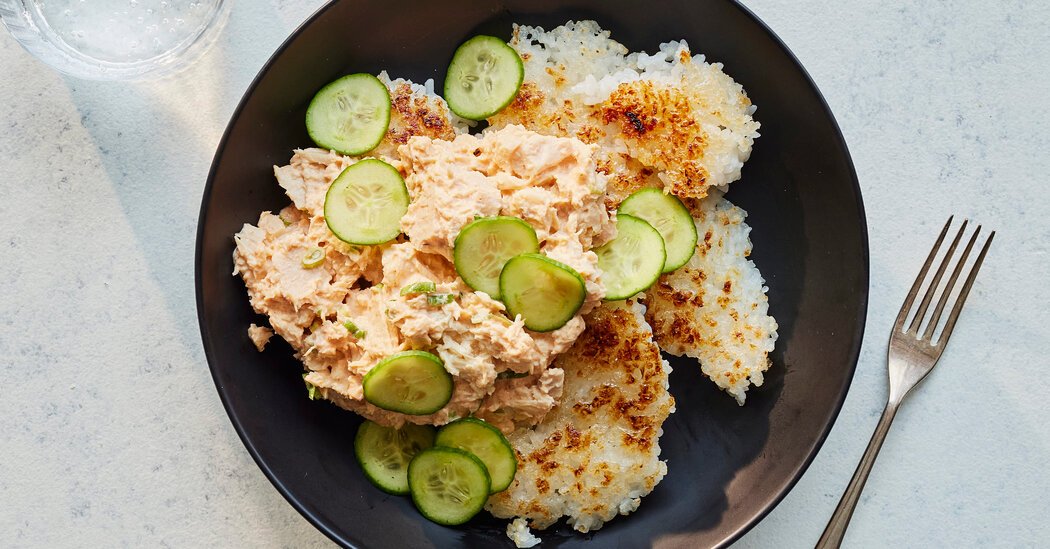 Spicy tuna with crispy rice