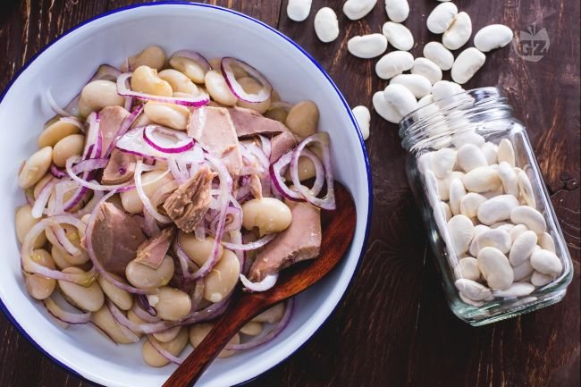 White bean and tuna salad